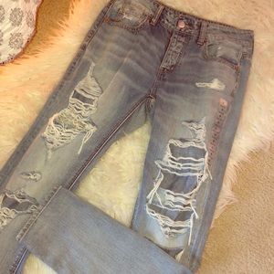 American Eagle Tomgirl Jeans